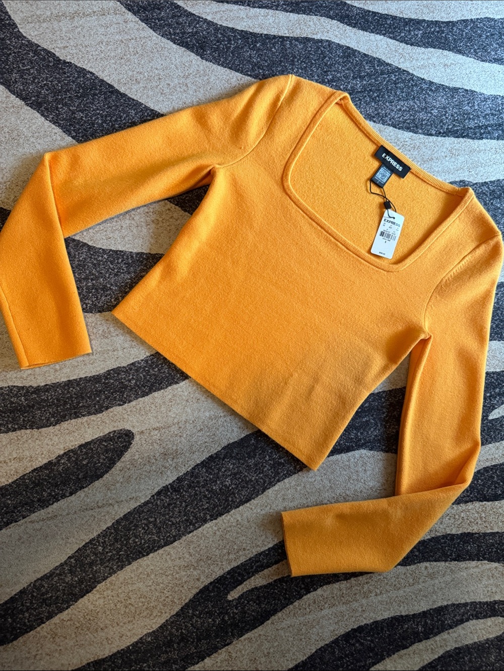 NWT Express Square Neck Long Sleeve Crop Sweater- Tangerine Orange SMALL